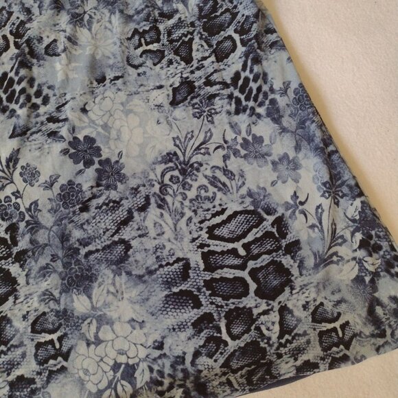 SALEChicos Floral Tank Top Sz 2 L Navy Sleeveless Mesh Basic Casual Top - Picture 5 of 8